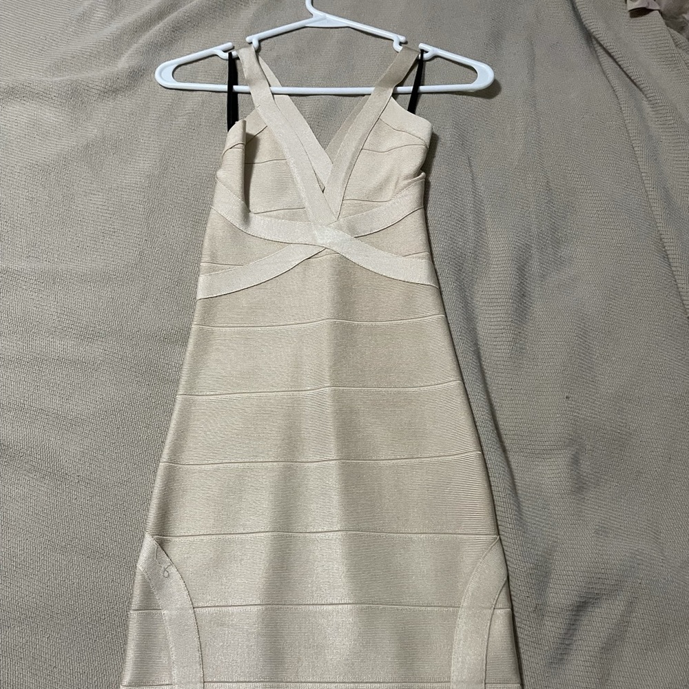 Bebe bandage dress small beige dress